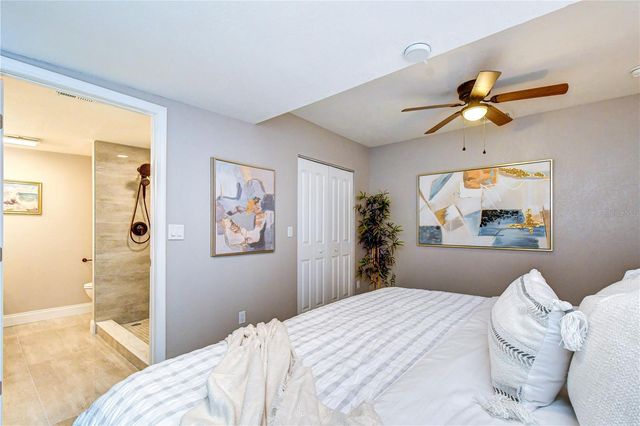 6871 4TH STREET S, St Petersburg, FL 33705