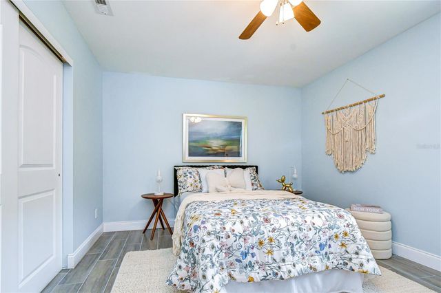 6871 4TH STREET S, St Petersburg, FL 33705