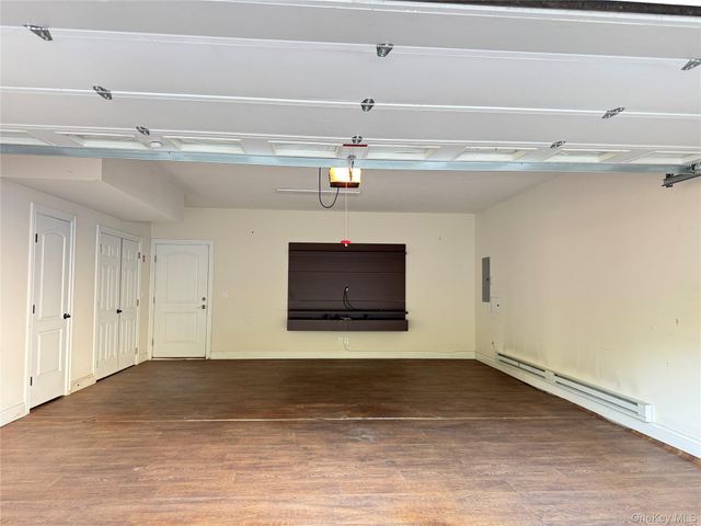 318 Cross Street 2, Westbury, NY 11590
