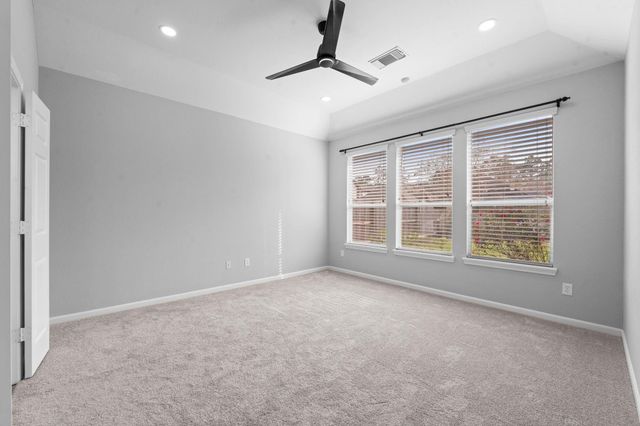 15 Patina Pines Place, The Woodlands, TX 77381