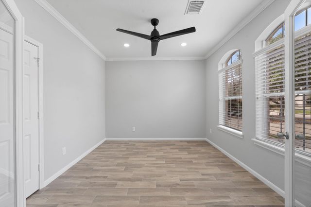 15 Patina Pines Place, The Woodlands, TX 77381