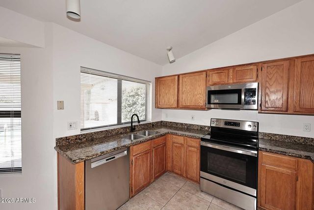 9079 E Davenport Drive, Scottsdale, AZ 85260