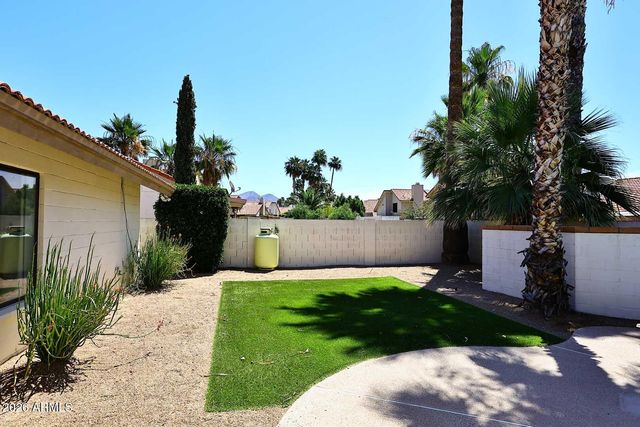 9079 E Davenport Drive, Scottsdale, AZ 85260