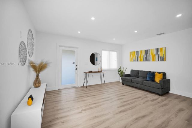 6540 SW 4th St 6540, Miami, FL 33144