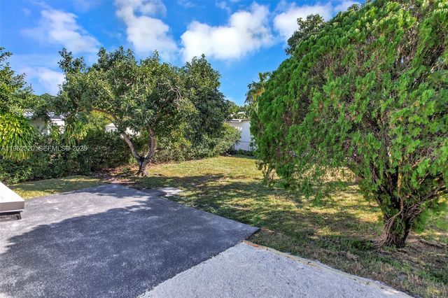 6540 SW 4th St 6540, Miami, FL 33144