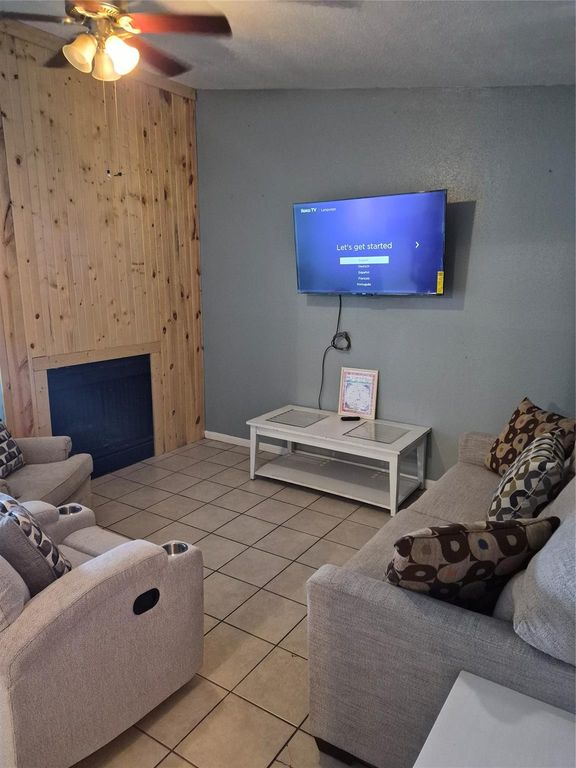 3506 Cove View Boulevard 1106, Galveston, TX 77554