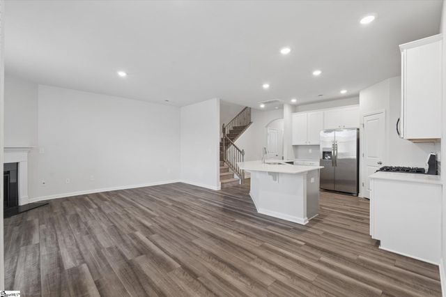 314 E Compass Way, Easley, SC 29640