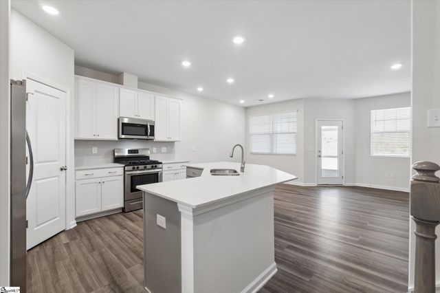 314 E Compass Way, Easley, SC 29640