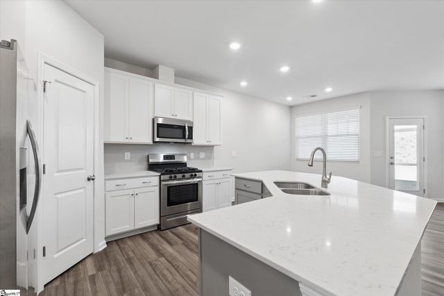 314 E Compass Way, Easley, SC 29640