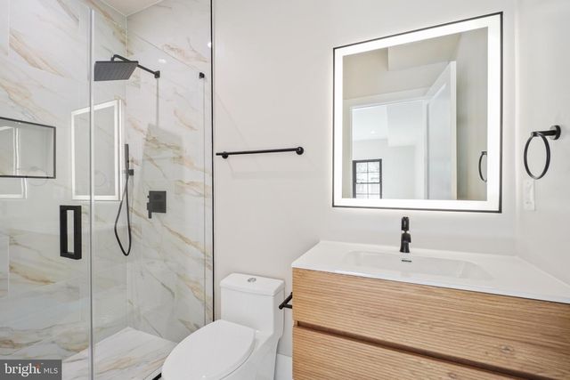 4414 HARRISON ST NW, Washington, DC 20015