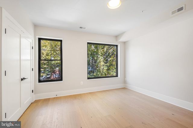 4414 HARRISON ST NW, Washington, DC 20015