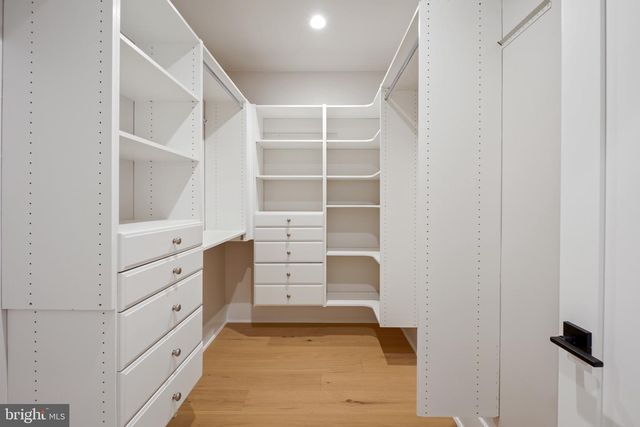 4414 HARRISON ST NW, Washington, DC 20015