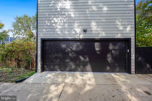 4414 HARRISON ST NW, Washington, DC 20015