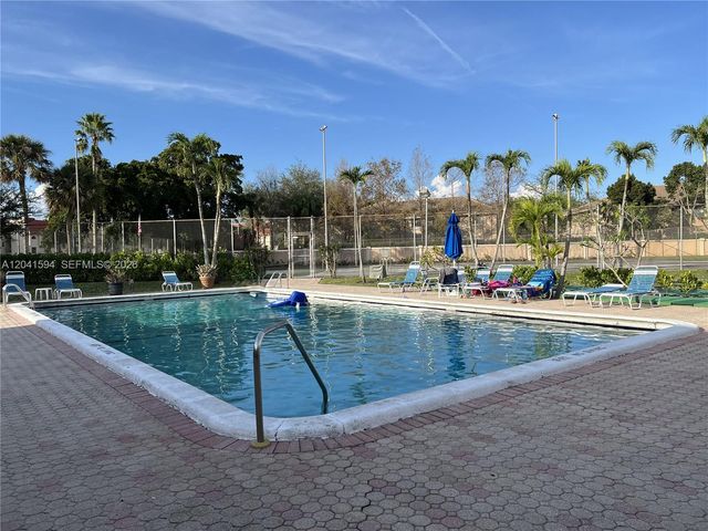 2551 Aragon Blvd 310, Sunrise, FL 33322
