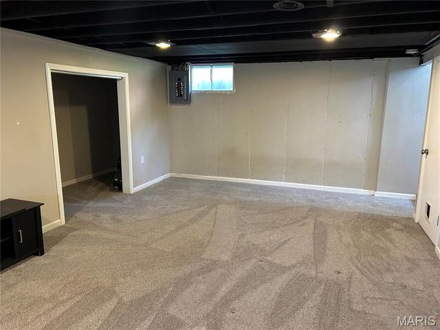 620 Nirk Avenue, St Louis, MO 63122