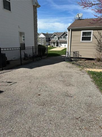 620 Nirk Avenue, St Louis, MO 63122