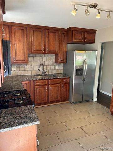 620 Nirk Avenue, St Louis, MO 63122