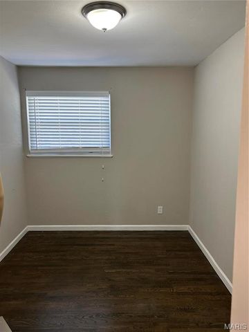 620 Nirk Avenue, St Louis, MO 63122