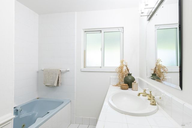 1184 Jerome Way, Napa, CA 94558