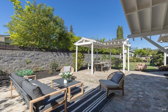 1184 Jerome Way, Napa, CA 94558