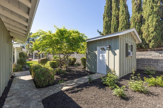 1184 Jerome Way, Napa, CA 94558