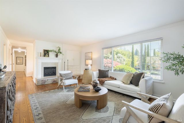 1184 Jerome Way, Napa, CA 94558