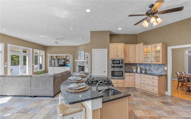 501 Croatan Hills DR, Virginia Beach, VA 23451