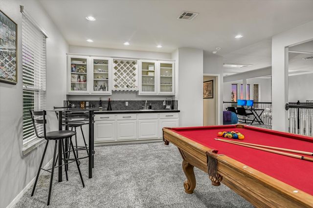 8802 Westminster GLN, Austin, TX 78730