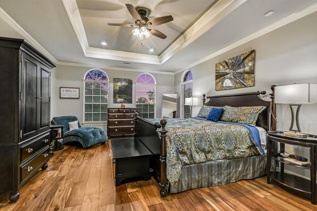 8802 Westminster GLN, Austin, TX 78730