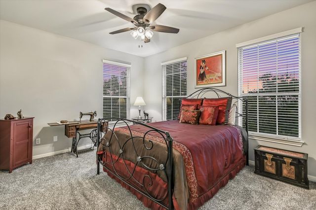 8802 Westminster GLN, Austin, TX 78730