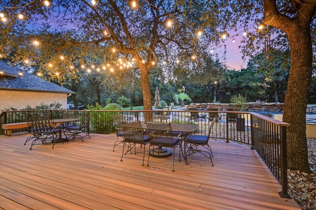 8802 Westminster GLN, Austin, TX 78730