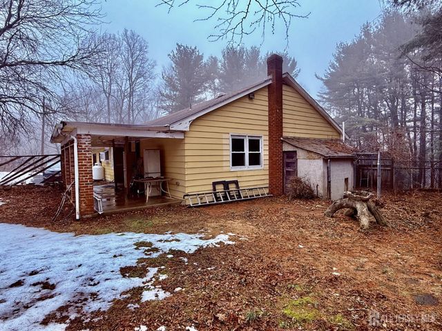 150 Karrville Road, Mansfield, NJ 07865