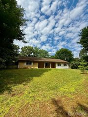 150 Karrville Road, Mansfield, NJ 07865