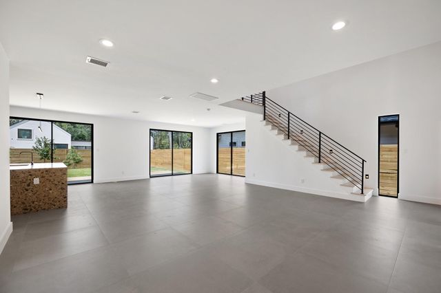 1420 Primrose Street, Conroe, TX 77385
