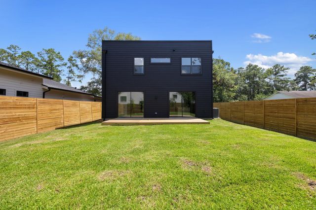 1420 Primrose Street, Conroe, TX 77385