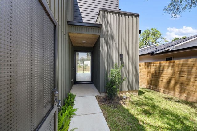 1420 Primrose Street, Conroe, TX 77385