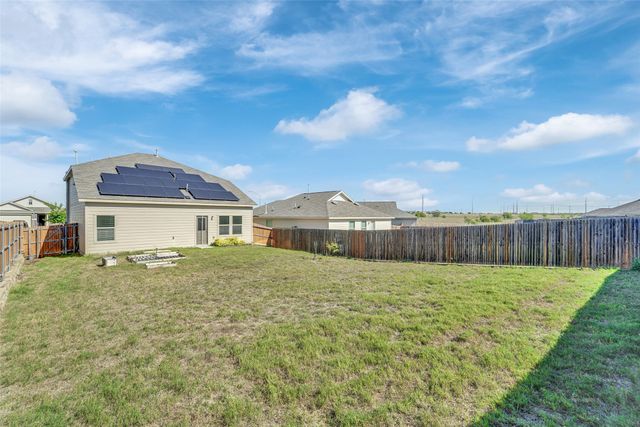 305 Frio Pass Trail, Fort Worth, TX 76052