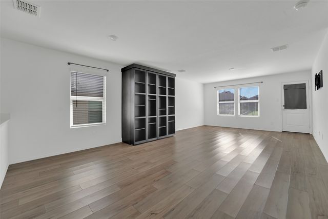 305 Frio Pass Trail, Fort Worth, TX 76052