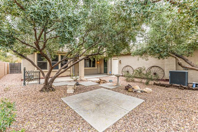 1694 S ROCHESTER Drive, Gilbert, AZ 85295