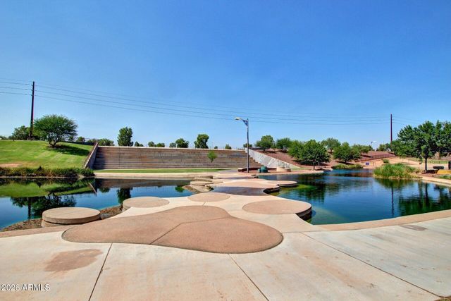 1694 S ROCHESTER Drive, Gilbert, AZ 85295