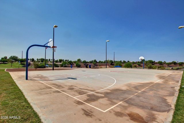 1694 S ROCHESTER Drive, Gilbert, AZ 85295