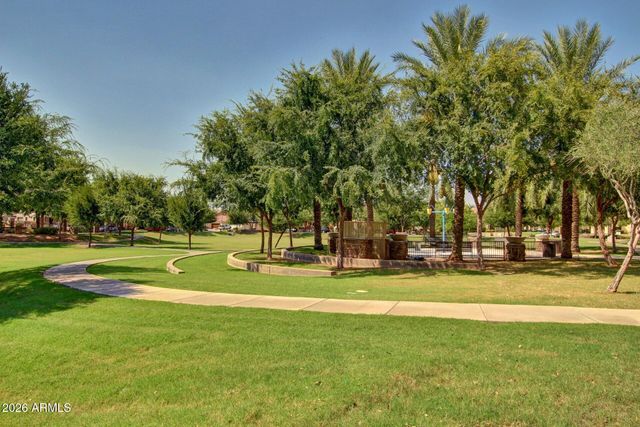 1694 S ROCHESTER Drive, Gilbert, AZ 85295