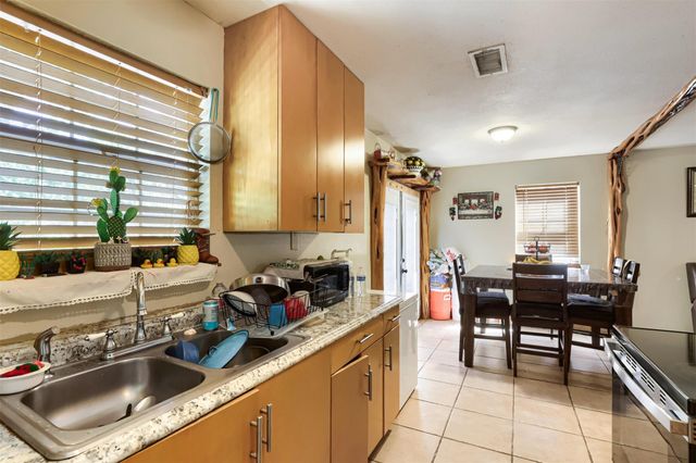 5401 County Road 200, Liberty Hill, TX 78642