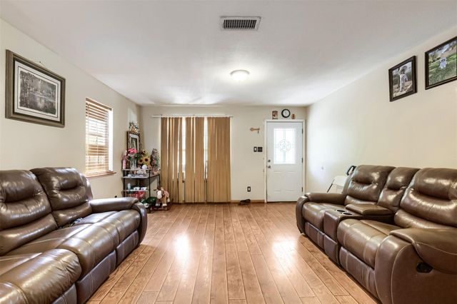 5401 County Road 200, Liberty Hill, TX 78642