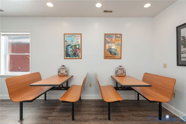 897 Willow Lake Rd, Buckingham, VA 23921