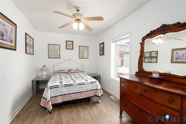 897 Willow Lake Rd, Buckingham, VA 23921