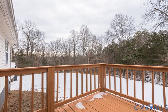 897 Willow Lake Rd, Buckingham, VA 23921