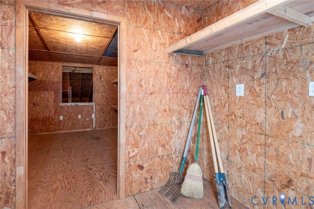 897 Willow Lake Rd, Buckingham, VA 23921