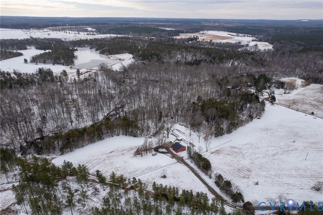 897 Willow Lake Rd, Buckingham, VA 23921