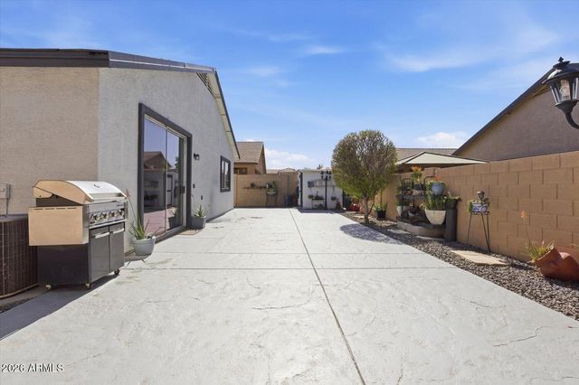 6822 S 40TH Drive, Phoenix, AZ 85041